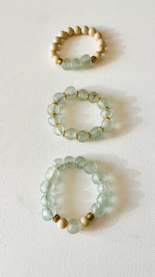 Innocent / Recycled Glass & Agate Bracelet